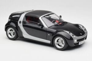Smart Roadster Azul Oscuro Bburago 1:18 34917 Metal - imagen 6 de 8