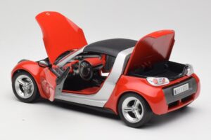 Smart Roadster Rojo Bburago 1:18 34099 Metal - imagen 5 de 8
