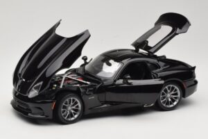 SRT Viper GTS Negro Maisto 1:18 31128 Metal - imagen 2 de 8