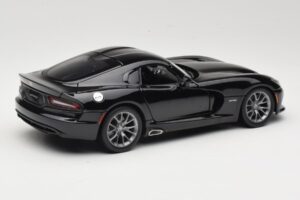 SRT Viper GTS Negro Maisto 1:18 31128 Metal - imagen 3 de 8
