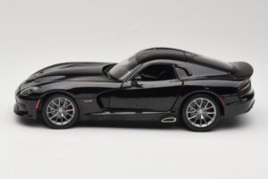 SRT Viper GTS Negro Maisto 1:18 31128 Metal - imagen 4 de 8