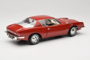 Studebaker Avanti Rojo Solido 1:18 421183270 Metal - imagen 3 de 8
