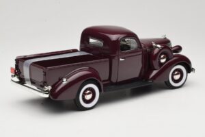 Studebaker Coupe Express Pickup Marrón American Mint 1:18 92458-R1 Metal - imagen 3 de 8