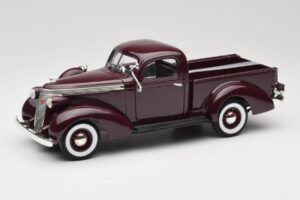 Studebaker Coupe Express Pickup Marrón American Mint 1:18 92458-R1 Metal