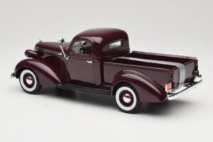 Studebaker Coupe Express Pickup Marrón American Mint 1:18 92458-R1 Metal - imagen 7 de 8