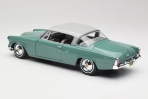 Studebaker Starliner Seafoam Verde & Shasta Blanco Maisto 1:18 31651 Metal - imagen 3 de 8