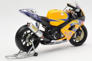 Suzuki GSX-R 1000 Team Alstare Corona Extra T. Corser WSB 2005 Minichamps 1:12 122052211 Metal - imagen 3 de 6