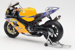 Suzuki GSX-R 1000 Team Alstare Corona Extra T. Corser WSB 2005 Minichamps 1:12 122052211 Metal - imagen 5 de 6