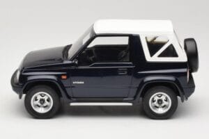 Suzuki Vitara Cabrio JLX Deep Blue Pearl Metallic Otto 1:18 OT492 Resina - imagen 3 de 6