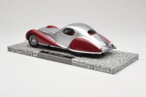 Talbot-Lago T150 C-SS Coupe Plata Rojo Minichamps 1:18 107117121 Resina - imagen 5 de 6