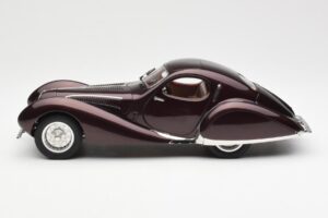 Talbot-Lago T150 C-SS Figoni & Falaschi Teardrop Burdeos Oscuro Metalizado CMC 1:18 M-179 Metal - imagen 3 de 6