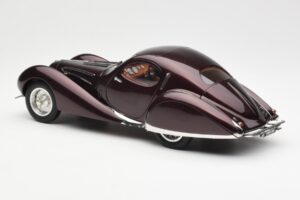 Talbot-Lago T150 C-SS Figoni & Falaschi Teardrop Burdeos Oscuro Metalizado CMC 1:18 M-179 Metal - imagen 4 de 6