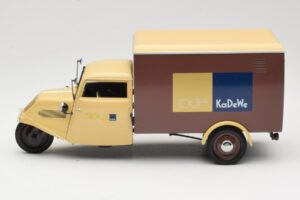Tempo Hanseat 100 Jahre KaDeWe Minichamps 1:18 0686354688 Metal - imagen 4 de 8