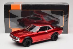Toyota Celica 2000 GT RA21 Solar Red IXO 1:18 18CMC190 Metal - imagen 6 de 6