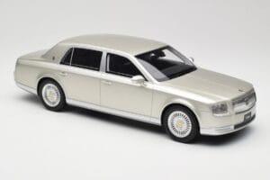 Toyota Century Silver Metallic Kyosho 1:18 KSR18036S Metal - imagen 4 de 6