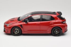 Toyota GR Corolla Circuit Edition E210 Supersonic Red Otto 1:18 OT1072 Resina - imagen 3 de 6