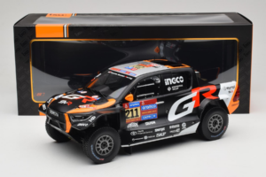 Toyota GR DKR Hilux Evo #211 H. Lategan / B. Cummings Rally Dakar 2025 IXO 1:18 18RMC237 Metal - imagen 6 de 6