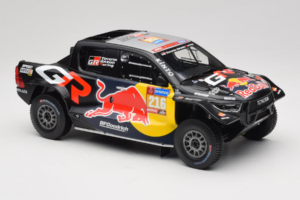 Toyota GR DKR Hilux Evo #216 S. Quintero / D. Zenz Rally Dakar 2024 IXO 1:18 18RMC238B Metal - imagen 4 de 6