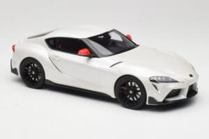 Toyota GR Supra A90 Fuji Speedway Edition White Pearl Metallic GT Spirit 1:18 GT341 Resina - imagen 4 de 6