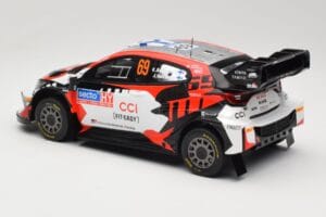 Toyota GR Yaris Rally1 #69 Toyota Gazoo Racing WRT K. Rovanpera / J. Halttunen Rally Finland 2024 IXO 1:18 18RMC218 Metal - imagen 5 de 6