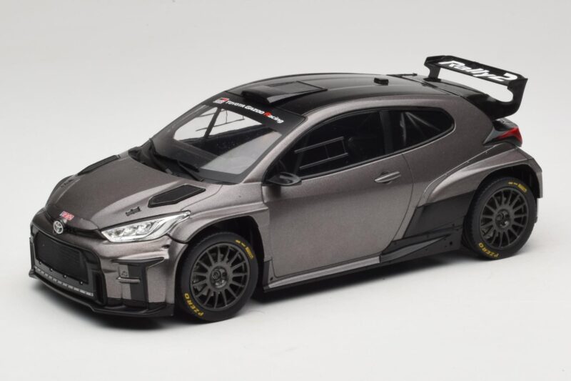 Toyota GR Yaris Rally2 Gris IXO 1:18 18CMC210 Metal