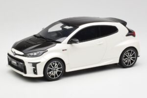 Toyota GRMN Yaris Rally Package Blanco Otto 1:18 OT1071 Resina