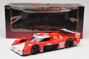 Toyota GT-One TS020 GT1 #1 M. Brundle / E. Collard / V. Sospiri 24 Hours of Le Mans 1999 AUTOart 1:18 89986 Metal - imagen 6 de 6