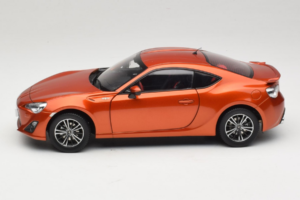 Toyota GT86 Rojo Century Dragon 1:18 CD01 Metal - imagen 4 de 8