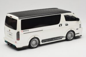 Toyota Hiace Super GL Pearl White Otto 1:18 OT1136 Resina - imagen 2 de 6