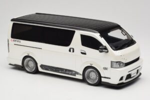 Toyota Hiace Super GL Pearl White Otto 1:18 OT1136 Resina - imagen 4 de 6