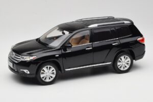 Toyota Highlander XU40 Negro Paudi Model 1:18 2043612-B1 Metal