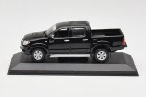 Toyota Hilux Negro Minichamps 1:43 400166662 Metal