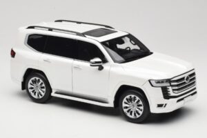 Toyota Land Cruiser J300 ZX Blanco LCD 1:18 LCD18013-ZX-WH Metal - imagen 6 de 8