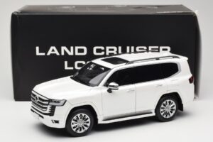 Toyota Land Cruiser J300 ZX Blanco LCD 1:18 LCD18013-ZX-WH Metal - imagen 8 de 8