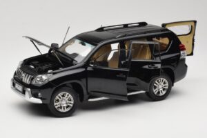 Toyota Land Cruiser Prado J150 Negro Paudi Model 1:18 623132-BK Metal - imagen 2 de 8