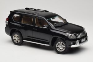 Toyota Land Cruiser Prado J150 Negro Paudi Model 1:18 623132-BK Metal - imagen 6 de 8