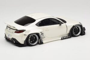 Toyota Pandem GR86 ZN8 Crystal White GT Spirit 1:18 GT498 Resina - imagen 2 de 6