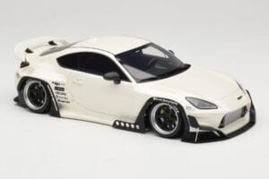 Toyota Pandem GR86 ZN8 Crystal White GT Spirit 1:18 GT498 Resina - imagen 4 de 6