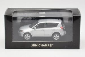 Toyota RAV4 XA30 Plata Minichamps 1:43 400166570 Metal - imagen 4 de 4