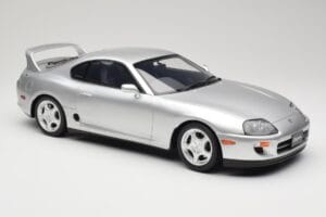 Toyota Supra A80 Plata Kyosho 1:12 KSR12006S Resina - imagen 4 de 6
