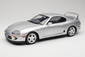 Toyota Supra A80 Plata Kyosho 1:12 KSR12006S Resina