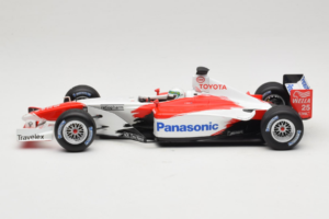Toyota TF102 #25 A. McNish Panasonic Toyota Racing Showcar 2002 Minichamps 1:18 103020075 Metal - imagen 3 de 6