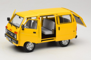 Toyota TJ110 Tianjin Huali Amarillo OEM 1:18 TOYOTA014 Metal - imagen 2 de 8