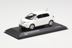 Toyota Urban Cruiser Blanco Minichamps 1:43 400166960 Metal - imagen 3 de 3