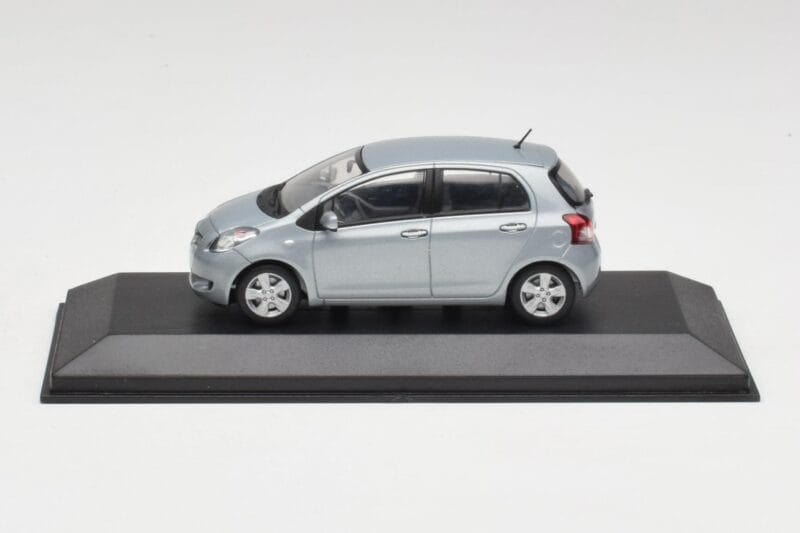 Toyota Yaris Mk2 Glacier Azul Minichamps 1:43 TOYOTA001 Metal