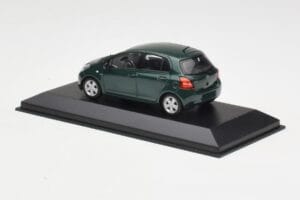Toyota Yaris XP10 Oxford Green Minichamps 1:43 400166501 Metal - imagen 3 de 4