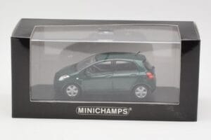 Toyota Yaris XP10 Oxford Green Minichamps 1:43 400166501 Metal - imagen 4 de 4
