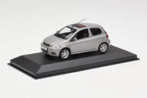 Toyota Yaris XP10 TS Gris Minichamps 1:43 TOYOTA007 Metal - imagen 3 de 3