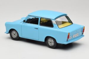 Trabant 601 Azul Sun Star 1:18 4290 Metal - imagen 7 de 8