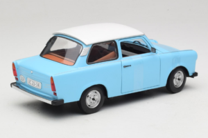 Trabant 601 Deluxe Azul Blanco Sun Star 1:18 4286 Metal - imagen 2 de 6